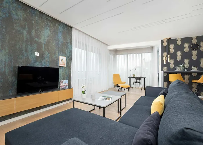 Tasteful In Cracow With Parking & Balcony By Nolcegi Renters Krakau