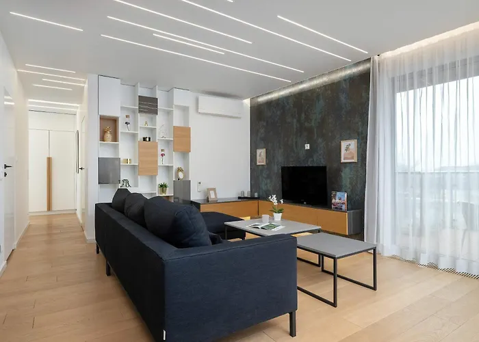 Tasteful In Cracow With Parking & Balcony By Nolcegi Renters Apartment Krakau