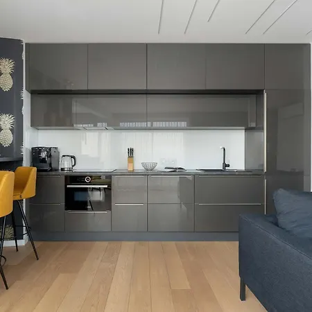 Апартаменты Tasteful In Cracow With Parking & Balcony By Nolcegi Renters