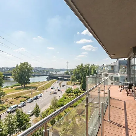 Apartmán Tasteful In Cracow With Parking & Balcony By Nolcegi Renters *