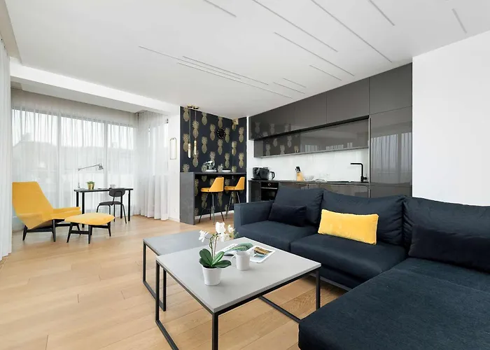 Apartmán Tasteful In Cracow With Parking & Balcony By Nolcegi Renters *
