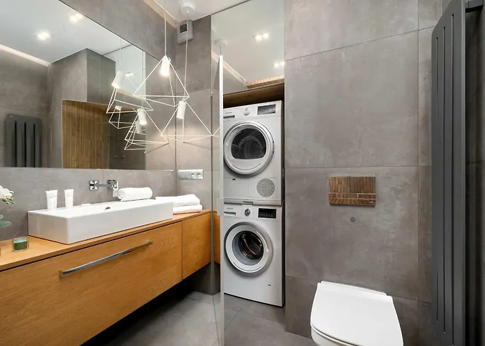 Tasteful In Cracow With Parking & Balcony By Nolcegi Renters Krakov